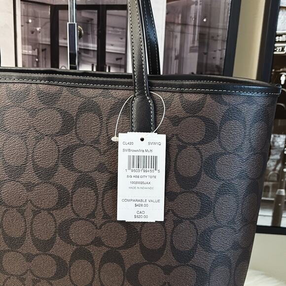 COACH CITY TOTE IN SIGNATURE CANVAS WITH ROSE PRINT - Picture 9 of 10